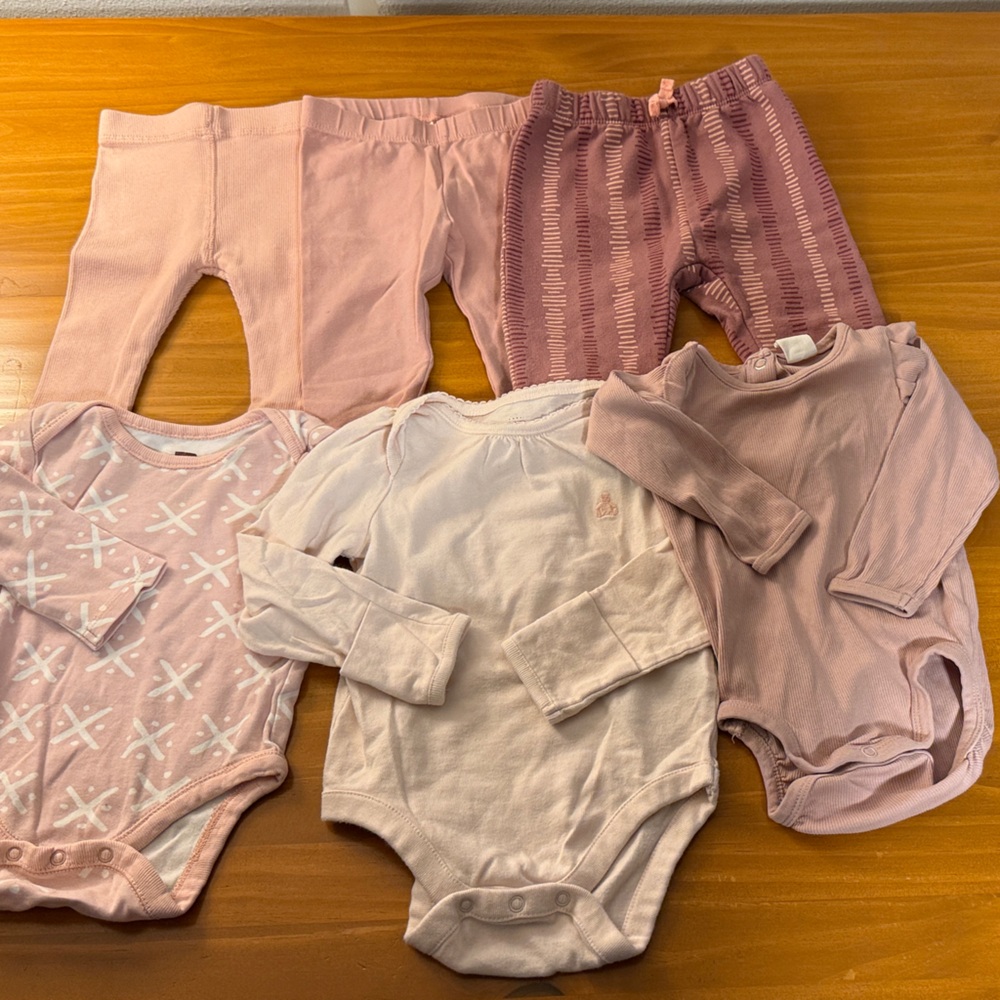 Baby Bodysuits and Pants Bundle in Pink and Cream 3-6M